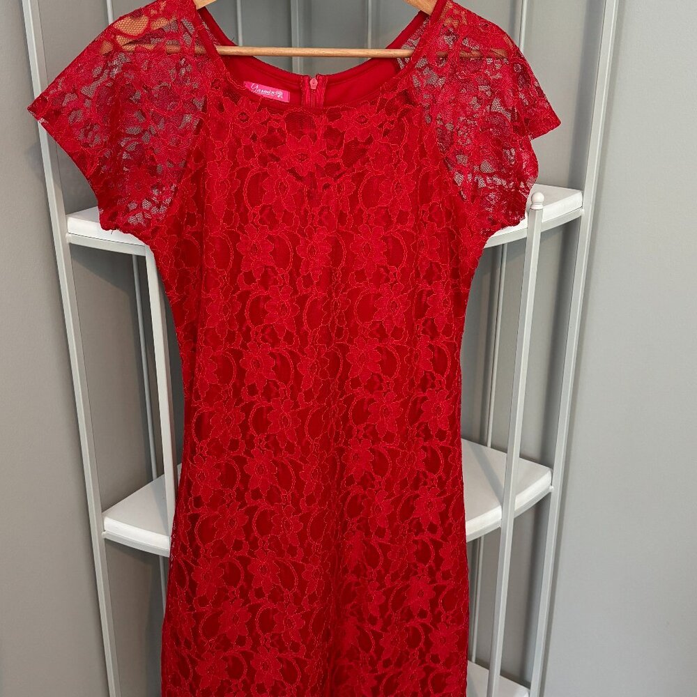 red lace dress